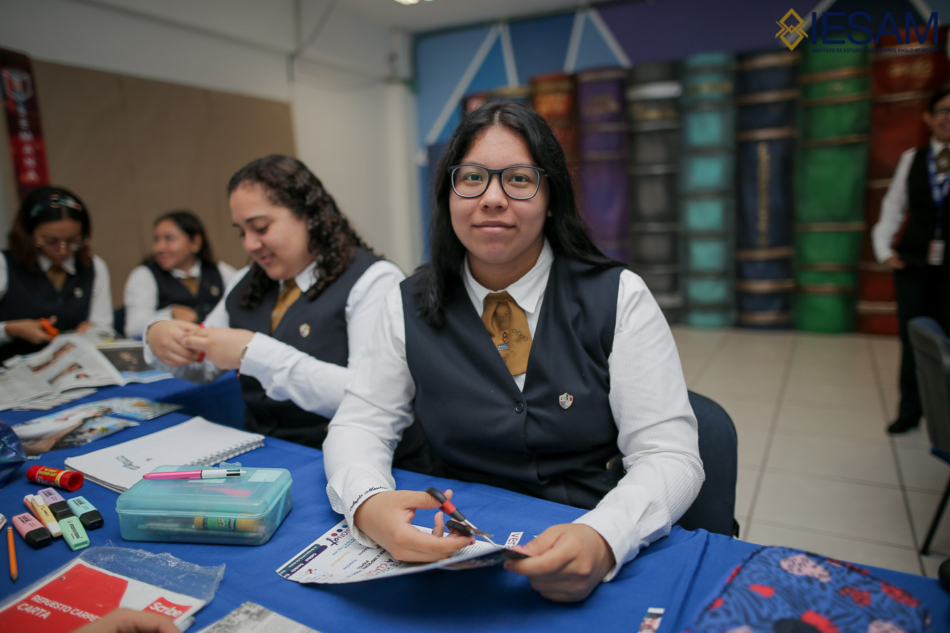 COLEGIO ANGLO MEXICANO DE COATZACOALCOS-SEMANA DE LA LECTURA-IESAM-9206