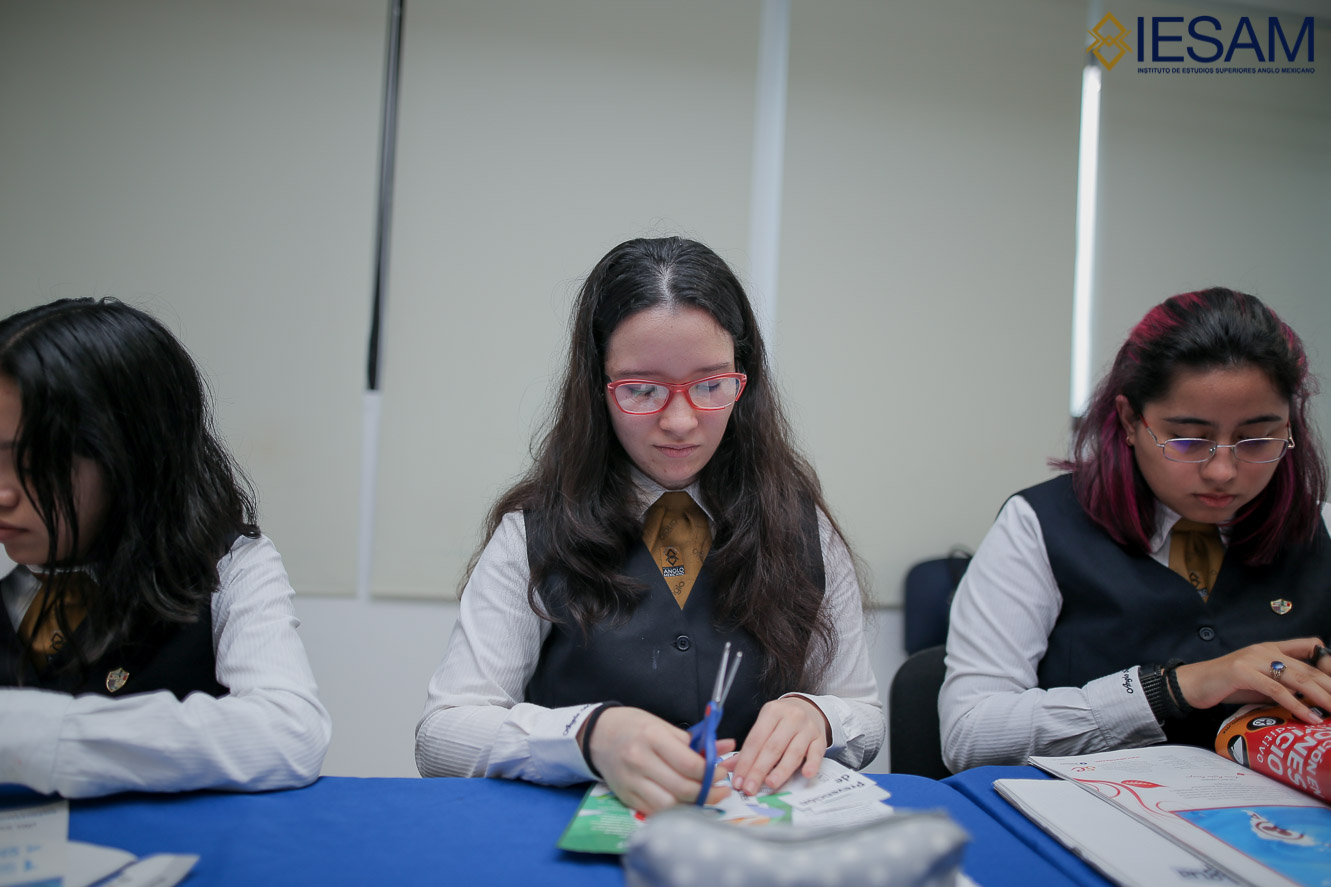 COLEGIO ANGLO MEXICANO DE COATZACOALCOS-SEMANA DE LA LECTURA-IESAM-9209